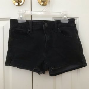 Black Hi-Rise Shortie